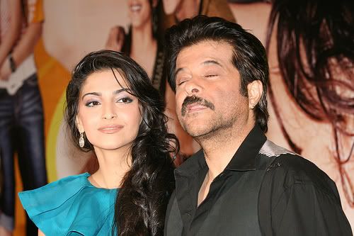 Sonam Kapoor With Her Father Anil Kapoor image