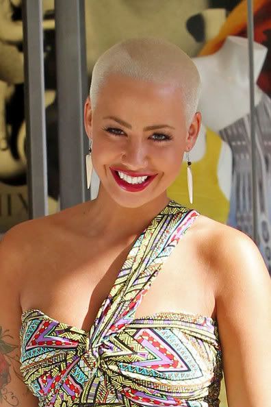 amber rose fat photos. Amber Rose donned a one