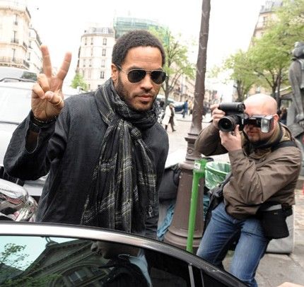 Lenny kravitz dating halle berry