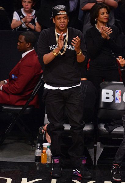  photo jay-z-bulls-vs-nets-4_zps9ae7c1ce.jpg