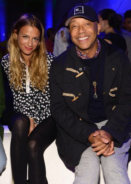  photo PharrellWilliamsCelebrates41stBirthdayGF1TcDWARw0l_zps54b79146.jpg