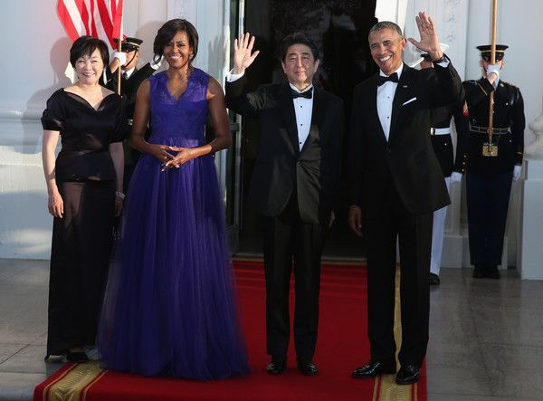  photo PresidentObamaFirstLadyHostStateDinnerrA8zwb_p689l_zpscwc8izxg.jpg