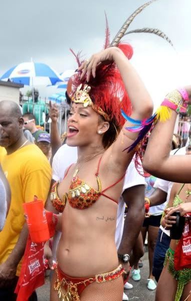 Nsfw Island Girl Rihanna Gets Extra Risqué And Blonde For