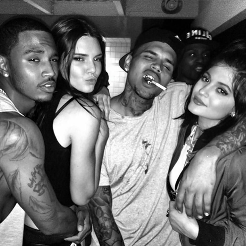  photo kendall-jenner-kylie-jenner_zps3e40bad1.jpg