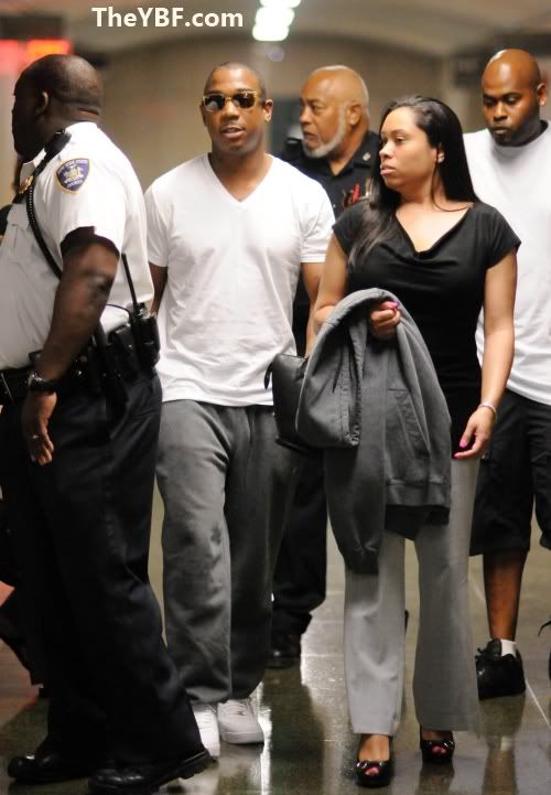 Pics Of Ja Rule Wife Heading To Prison Fat Joe Drops Some Serious Sizes The Young Black And Fabulous