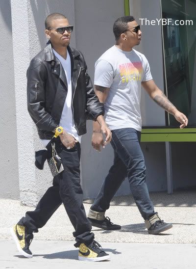 chris brown outfit