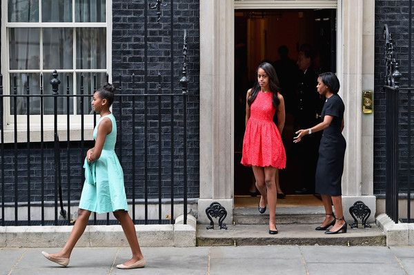  photo MichelleObamaPaysVisitDowningStreetDuringb_bE8S8DJLgl_zpstnyk7r9z.jpg