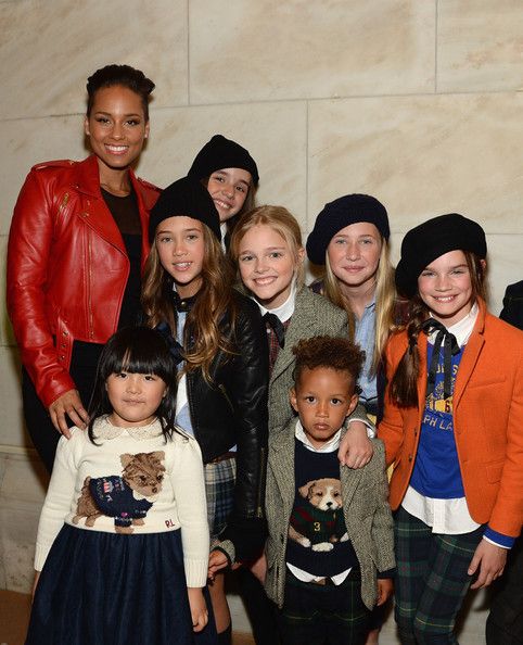  photo RalphLaurenFall14ChildrenFashionShowXX5n597axa4l_zpscf6d4466.jpg