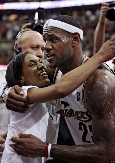 lebron james mother images. INDUSTRY BLITZ: Lebron James Mother Has Been Sleeping With His TEAM .