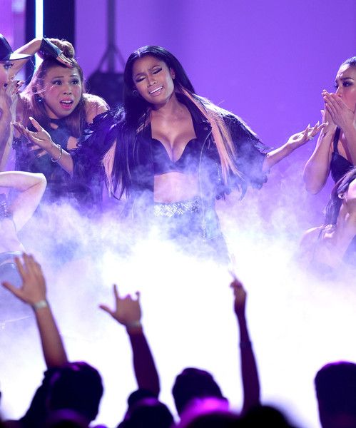  photo NickiMinaj2015BillboardMusicAwardsShowjlMnd1_esLnl_zps4nxc2fy4.jpg