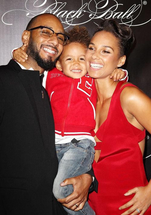  photo alicia-keys-zendaya-keep-child-alive-black-ball-2013-09_zps4664d437.jpg